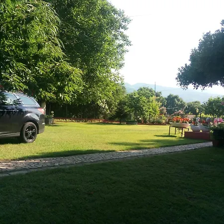 Roula Manou Hostel *
